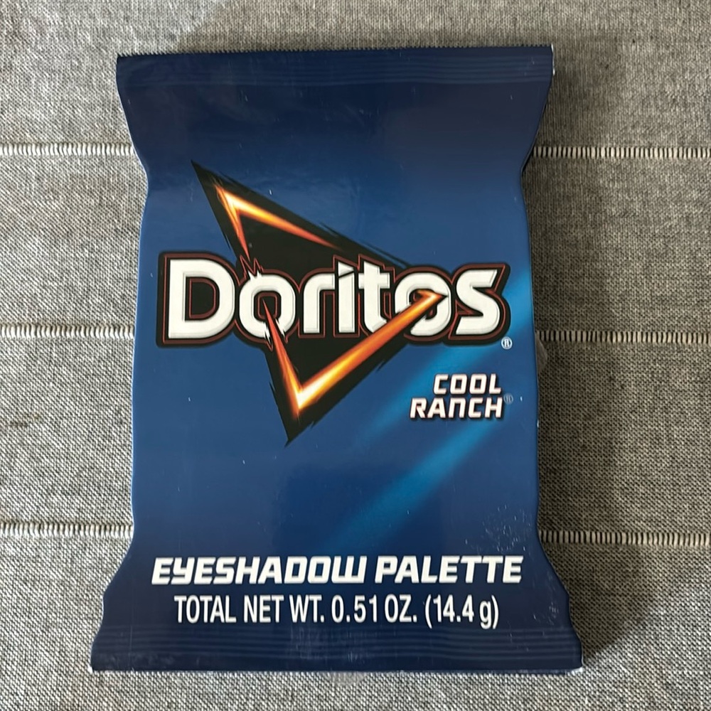 Eyeshadow palette